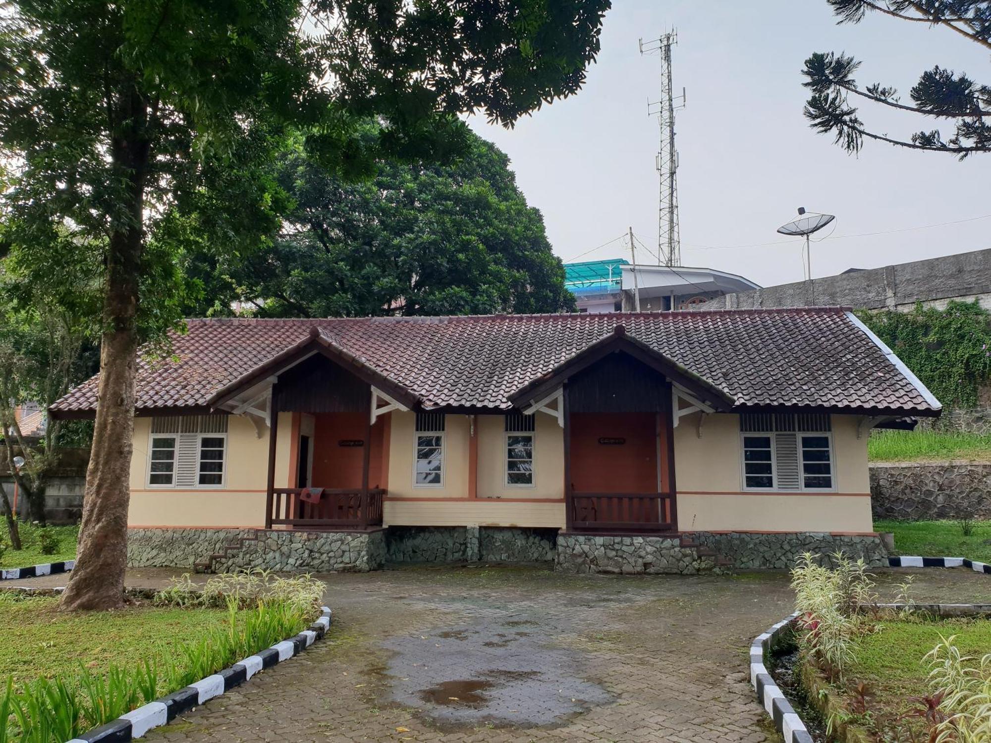 Cisarua Indah Cottage Brujul ภายนอก รูปภาพ